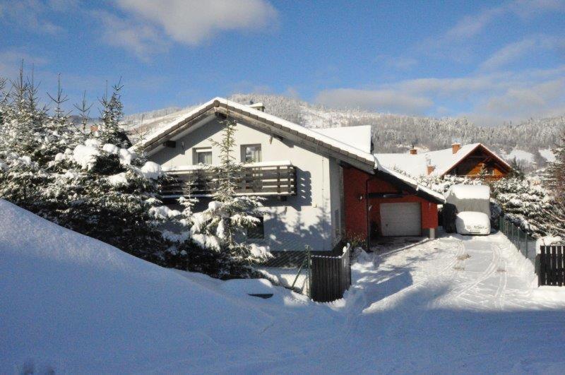 Apartamenty Czyrna Przy Gondoli Szczyrk Exteriör bild